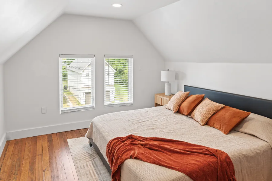 Airbnb short-term rental listing photo 25 by 513Shutter Cincinnati