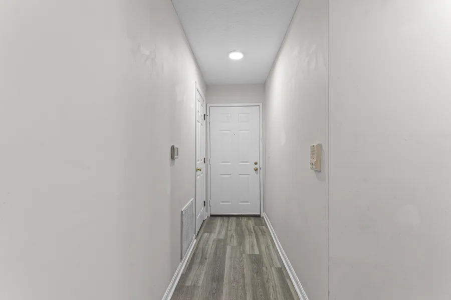 Winton Wood condo listing photo 1 by 513Shutter Cincinnati