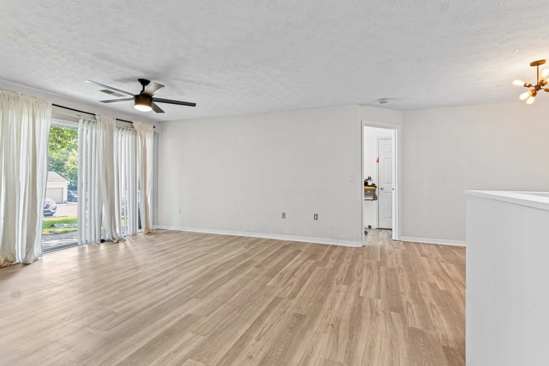 Winton Wood condo living room with patio doors shot by 513Shutter Cincinnati