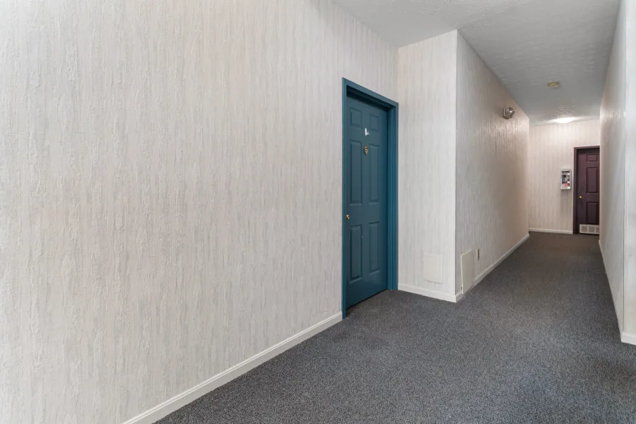 Winton Wood condo listing photo 6 by 513Shutter Cincinnati