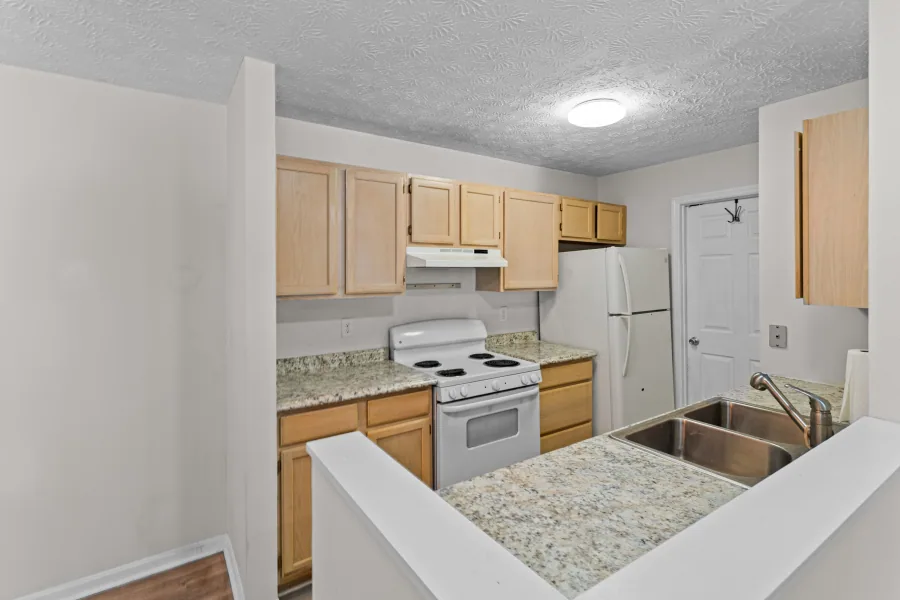 Winton Wood condo listing photo 8 by 513Shutter Cincinnati